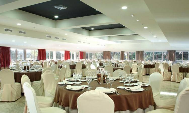 Salon Gran Fórum Hotel ILUNION Golf Badajoz Badajoz Salon Gran Fórum Hotel ILUNION Golf Badajoz Badajoz