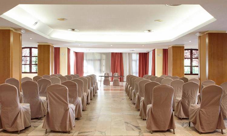 Salon Fórum Hotel ILUNION Golf Badajoz Badajoz Salon Fórum Hotel ILUNION Golf Badajoz Badajoz